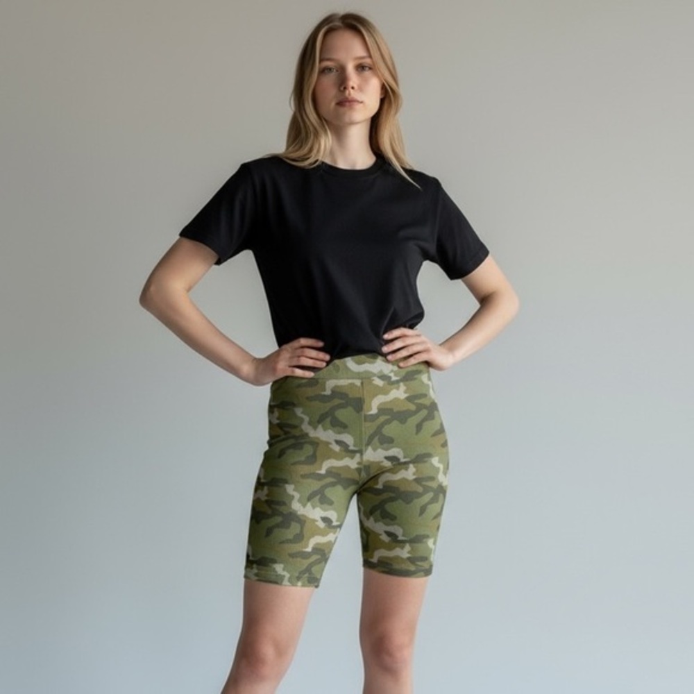 NWOT American Eagle Bike Shorts Camo Print Olive Green Biker Athletic - size S